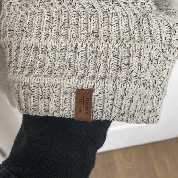 Roots Knitted Sweater - Picture 3 of 6